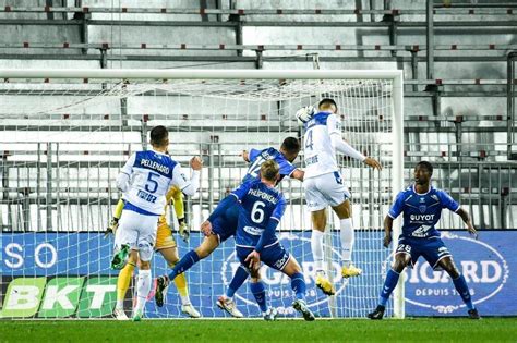 Aj Auxerre Ac Ajaccio Quelle Heure Et Sur Quelle Cha Ne Suivre Le