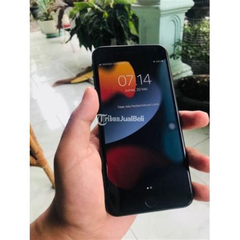 HP IPhone 8 Plus 64 GB Bekas Fullset No Minus Siap Pakai Harga