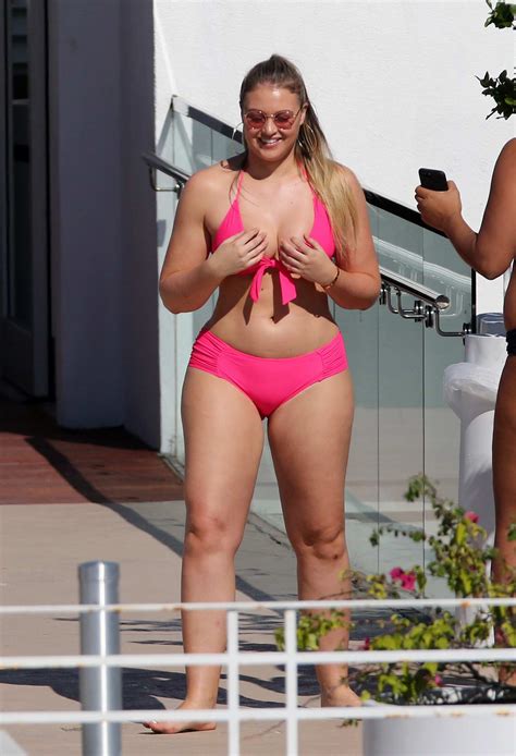 Iskra Lawrence In A Pink Bikini Suntanning On A Terrace In Miami 121217 8