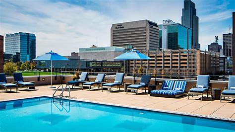 Omaha Hotel with Pool | Omaha Marriott Downtown at the Capitol District