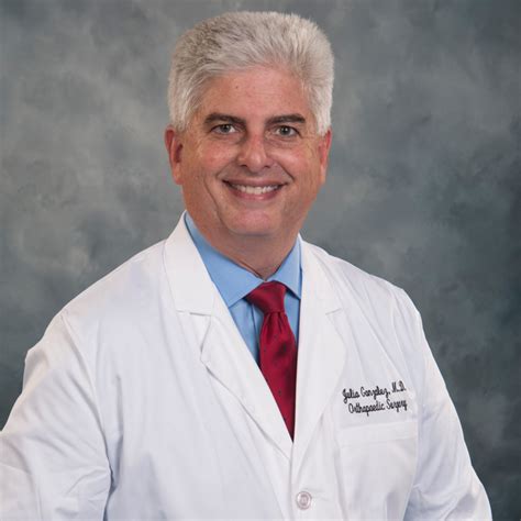 Dr Julio Gonzalez MD Venice FL Orthopaedic Surgeon Hip Knee