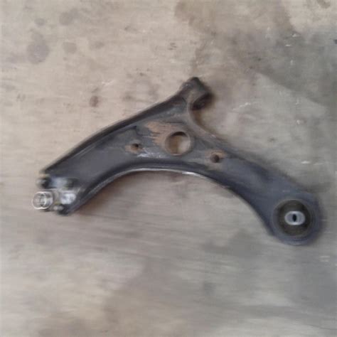 Used Right Front Lower Control Arm For Tucson Tl Czech