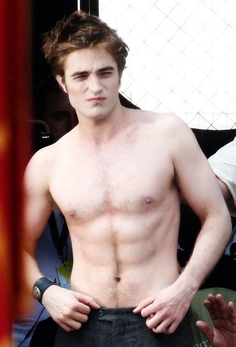 Robert Pattinson Shirtless And Sexy Vidcaps Naked Male Celebrities