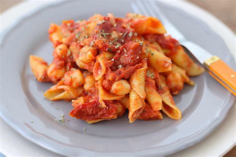 Pasta Met Tomaat Tonijn En Sardines Francesca Kookt