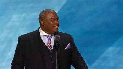 Pastor Mark Burns Net Worth Age Height Weight Early Life Career