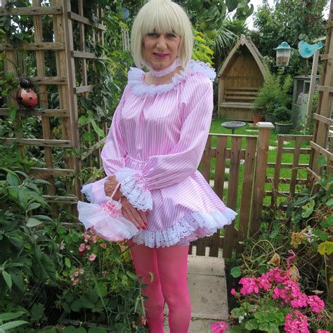 Pink Sissy Maid In The Garden Jan Poppy Flickr