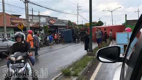 Breaking News Waspada Jalur Surabaya Malang Macet Parah Ada