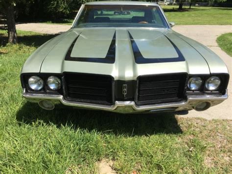 1972 Oldsmobile Cutlass With Hurst Stripes Classic Oldsmobile