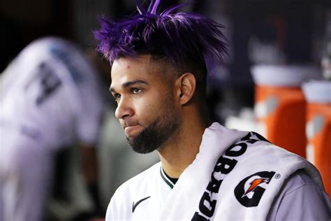 Les Diamondbacks Signent Un Contrat Avec Lourdes Gurriel Jr Pour Trois Ans