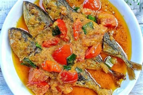 5 Resep Ikan Bumbu Kuning Terenak Dimasak Pesmol Dan Pedas Bikin Ketagihan