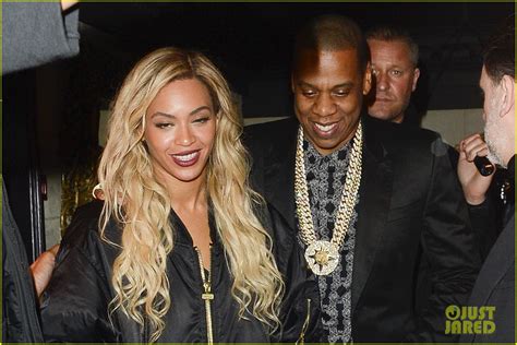 Freemason Handshake Jay Z