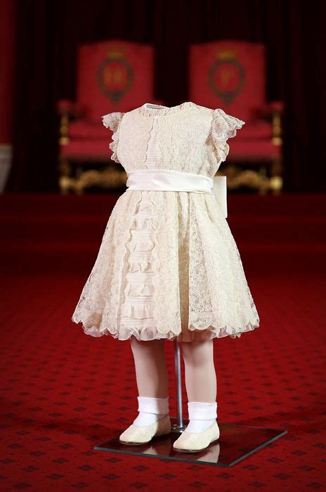 Queen Elizabeth II: coronation robes are put on display at Buckingham ...