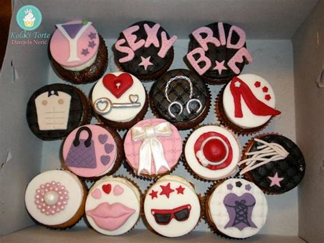 Bachelorette Party Cupcakes Decorated Cake By Danijela Cakesdecor