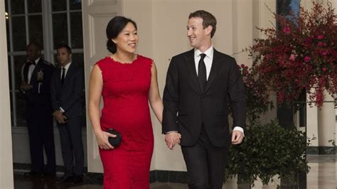 Zuckerberg dedicates billions to curing diseases