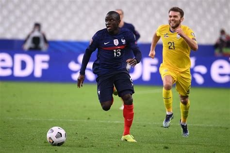 Équipe De France Ngolo Kanté Blessé Ne Jouera Pas Les Prochains Matchs