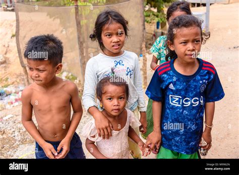 Cambodian Children In A Poor Rural Village Cambodia Stock Photo Alamy