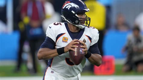 Russell Wilson and Denver Broncos' offense puts up another humiliating ...