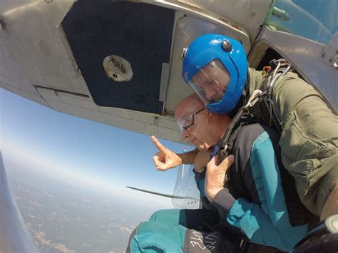 Skydiving Faqs No Limits Skydiving