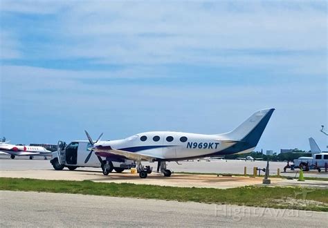 Photo Of Epic Aircraft Lt N969kt Flightaware