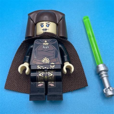 Lego Star Wars Luminara Unduli Dark Brown Minifigure Rare Euc Ebay