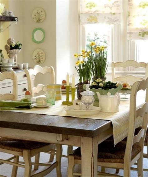 Modern Dining Room Design and Decorating in Vintage Style with Rustic Touch