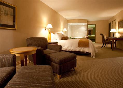 Rooms & Amenities – Prince George Ramada