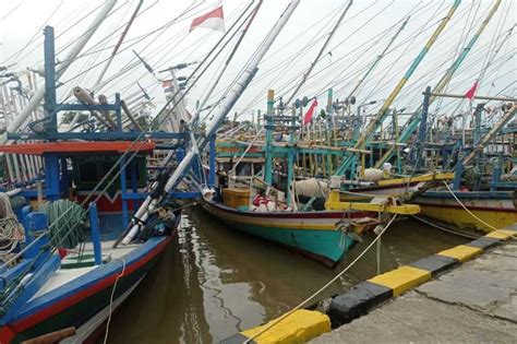 Cuaca Buruk Gelombang Tinggi Bisa Sampai 4 Meter Di Perairan Ini