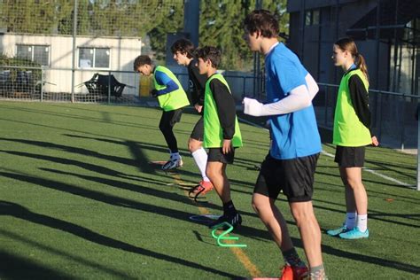 El Futbol Un Deporte Con Muchos Beneficios Para La Salud