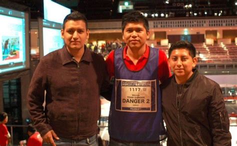 Estudiantes mexicanos ganan oro y plata en torneo de robótica