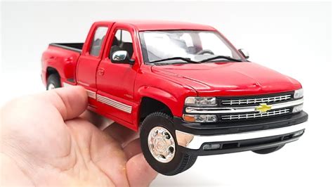 Welly Chevrolet Silverado Sb By Scale Reviews Youtube