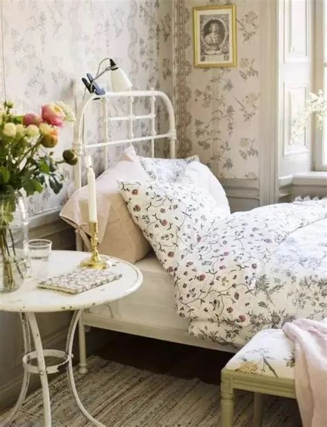 Dreamy Bedroom Floral Print Ideas Digsdigs