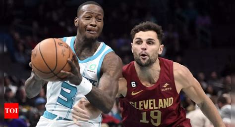 Cleveland Cavaliers Vs Charlotte Hornets Nba Cavs Defeat Sloppy