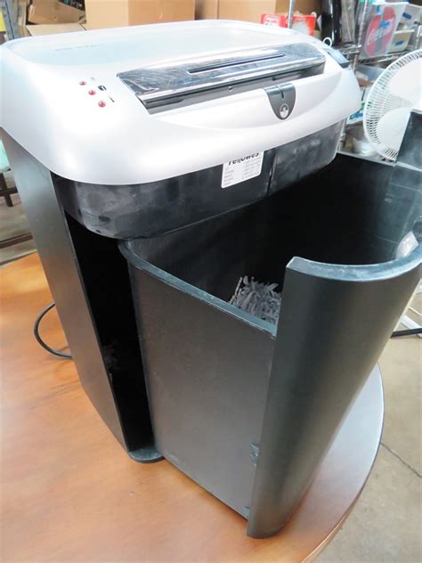 Transitional Design Online Auctions Fellowes Powershred Ps 77c Cross
