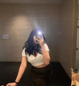 Hot Sexy Malay MILF Rose Available In KL Kuala Lumpur