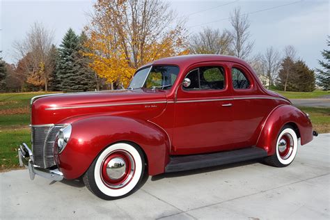 1940 FORD CUSTOM COUPE