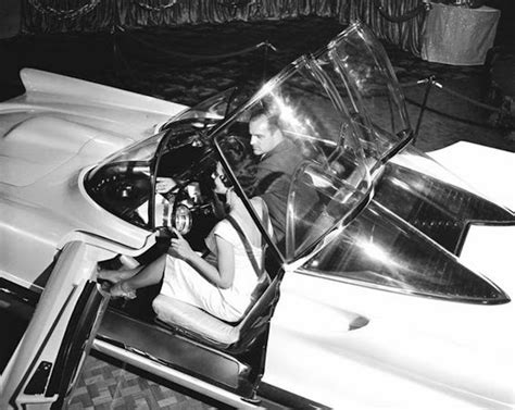 1955 Lincoln Futura Concept Car The Car Only Batman Got Vintage News