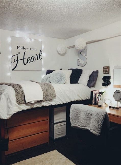 35 Lovely Dorm Room Ideas Blue ~ Gorgeous House College Bedroom