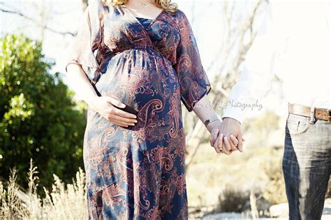 Maternity Poses Jen Cyk Photography