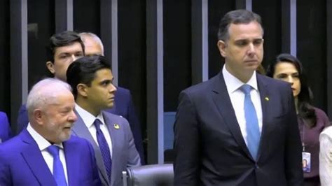 Altura Do Senador Rodrigo Pacheco Chama Aten O Em Posse De Lula E