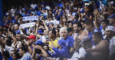 Cruzeiro Vende Mais De Mil Ingressos Para Duelo O Flamengo Pelo