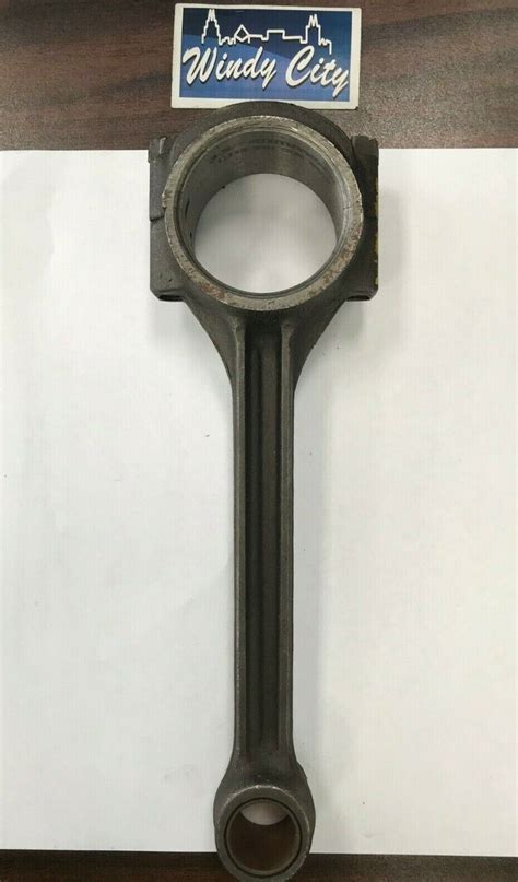 269 INTERNATIONAL RECONDITIONED CONNECTING ROD WITH CASTING 62930 R1