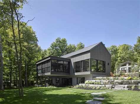 15 Modern Canadian Houses In Harmony With Their Surroundings