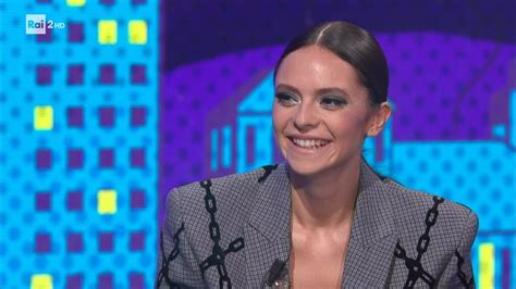 Francesca Michielin Stasera c è Cattelan su Raidue 04 10 2022 YouTube