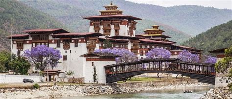 Punakha Dzong Most Beatiful Dzong In Bhutan