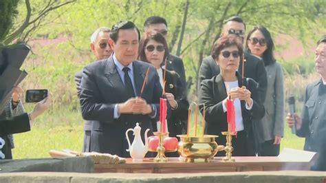 马英九祭祖用长沙话读祭文数次哽咽落泪 腾讯视频