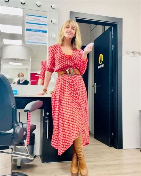 Fotos Emma Garc A Sus Mejores Im Genes Bikini Playa Sexy En Televisi N