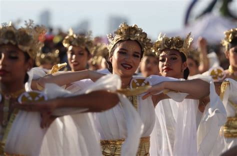 Reinas reyes y un experto en reinados te llevarán el primer magno