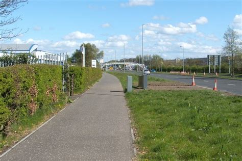 Queensway Road East Kilbride © Lairich Rig Cc By Sa20 Geograph