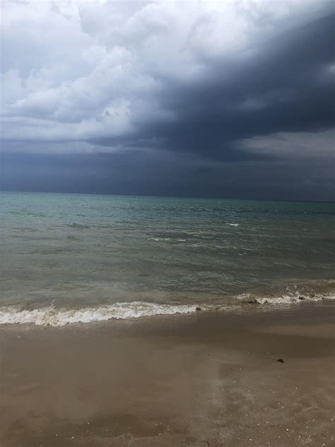 Italy - apulia - about to rain : r/SkyPorn