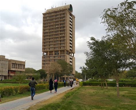 Baghdad University Announces The Extension Of Submission For Evening